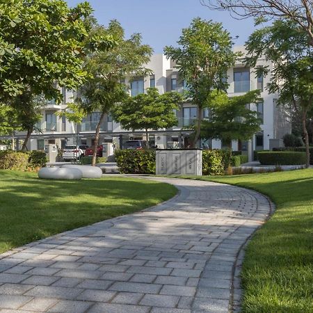Stay By Latinem Luxury 1Br Holiday Home Cv A207 Near Burj Khalifa Дубай Экстерьер фото